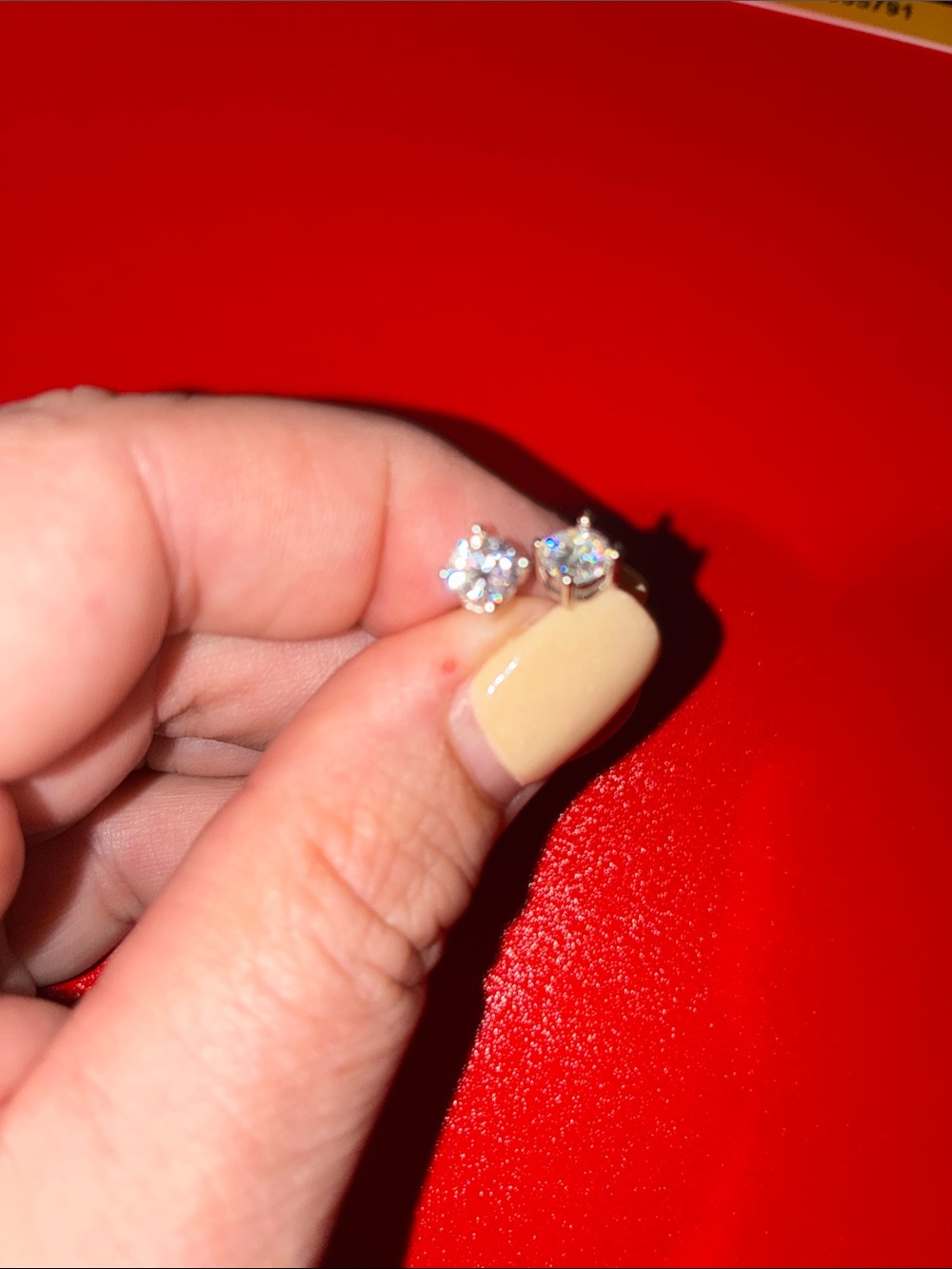 Moissanite 5 mm studs